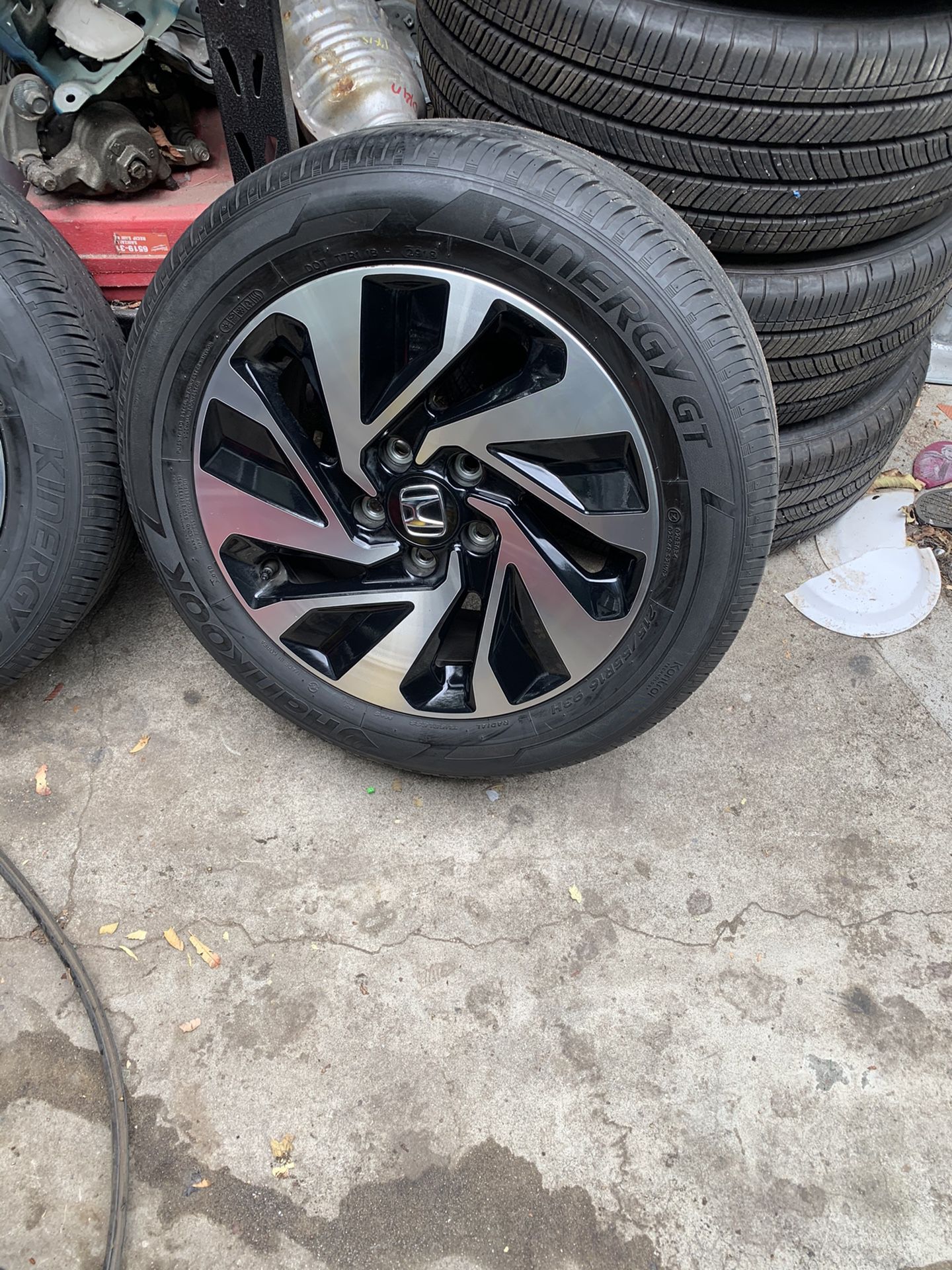 2018 Honda Civic ex aluminum wheels