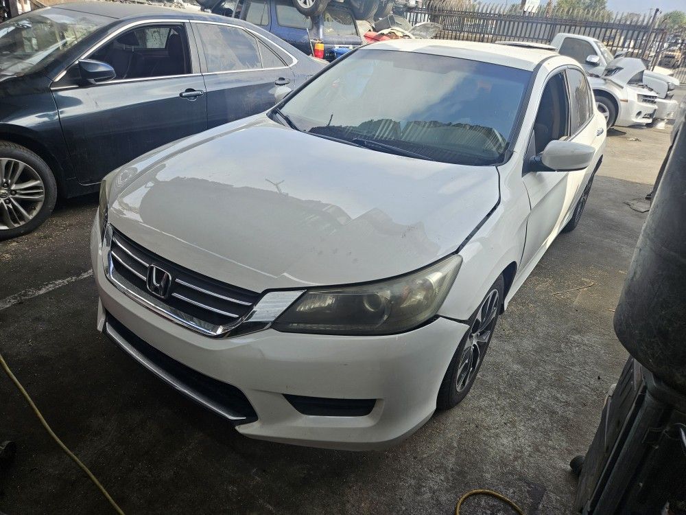 2014 Honda Accord Parts Only 