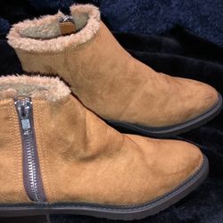 Boots Size 8 Women
