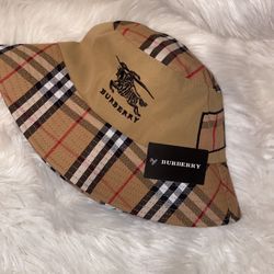 Bucket Hat