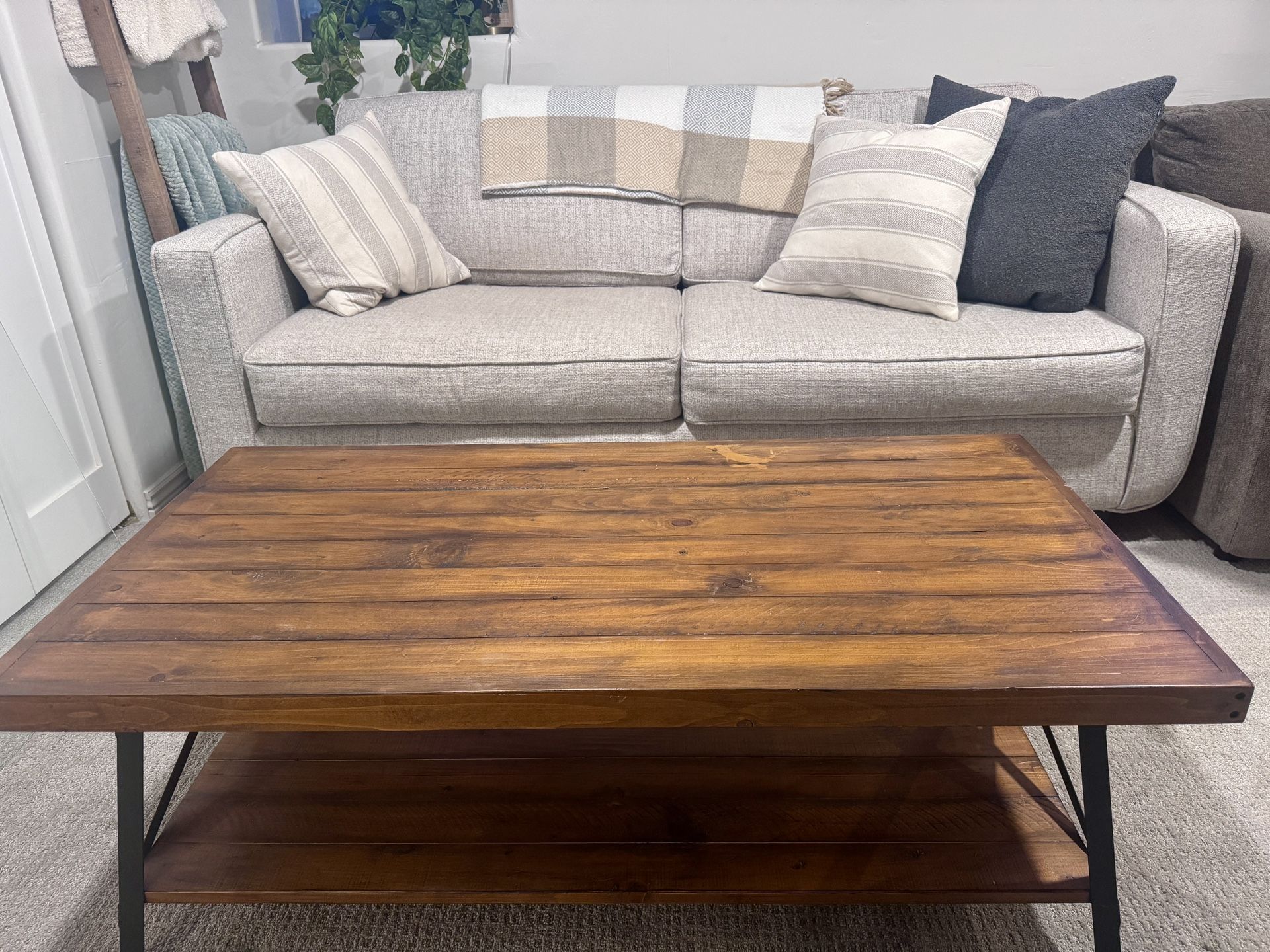 Farmhouse Coffee Table
