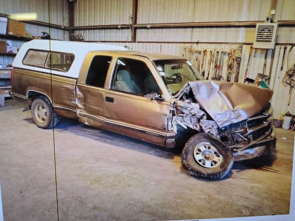 FOR PARTS A 1997 CHEVY TRUCK C1500 5.7 V8 ENGINE