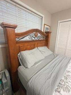 queen size bed solid wood