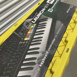 Novation Launchkey 49 - USB Midi Keyboard