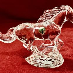 WATERFORD RUNNING HORSE CRYSTAL FIGURINE * Made in IRELAND ** More VINTAGE items here  .....