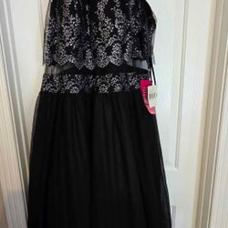Size 22w black illusion prom/formal dress