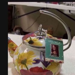 CA. NOT USED PIONEER WOMAN FLOWERED TEA POT KETTLE