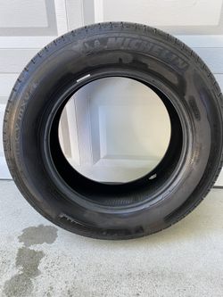 Michelin Primacy MXV4 P235/65R17 Tire