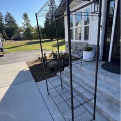 Heavy duty rolling garment rack