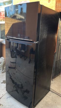 Refrigerator whirlpool