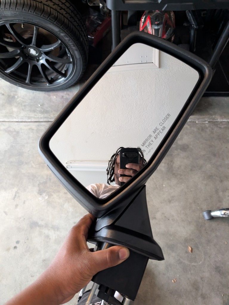 2014-2018 Silverado Passenger Side Mirror