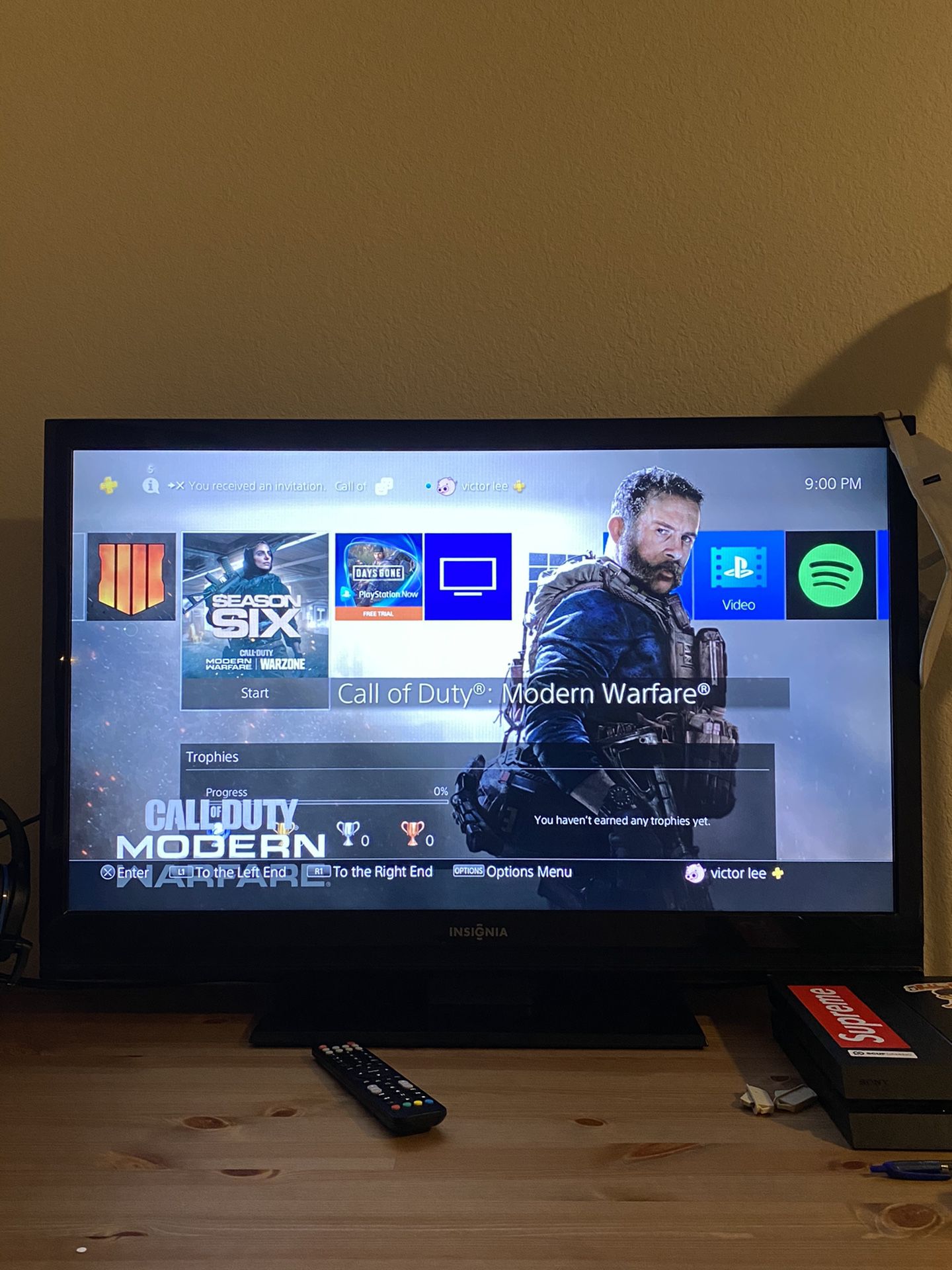 Gaming TV with Remote