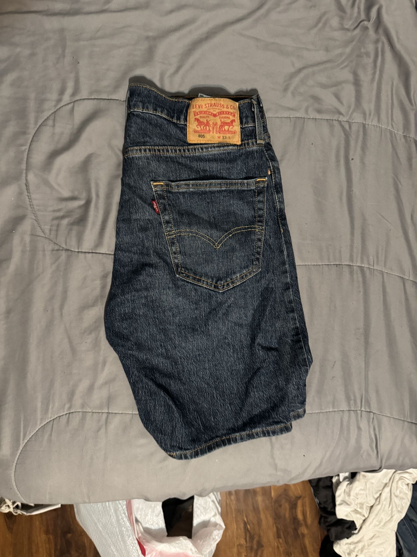 Levis Jorts 