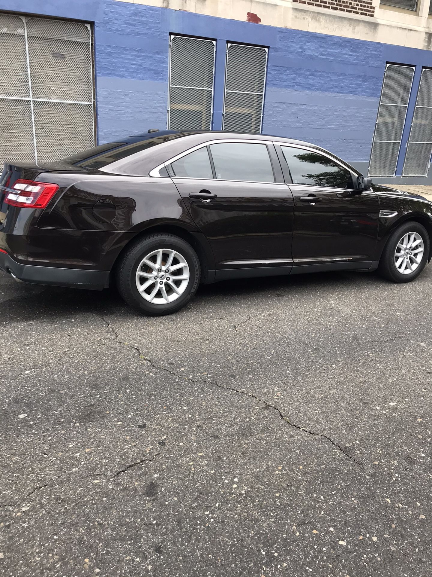 2013 Ford Taurus