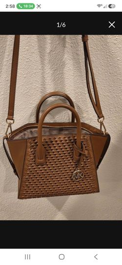 Michael Kors purse