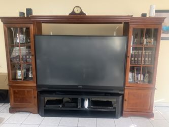 Entertainment Center