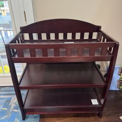 Delta Changing Table 