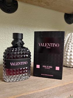 VALENTINO UOMO born in Roma intense