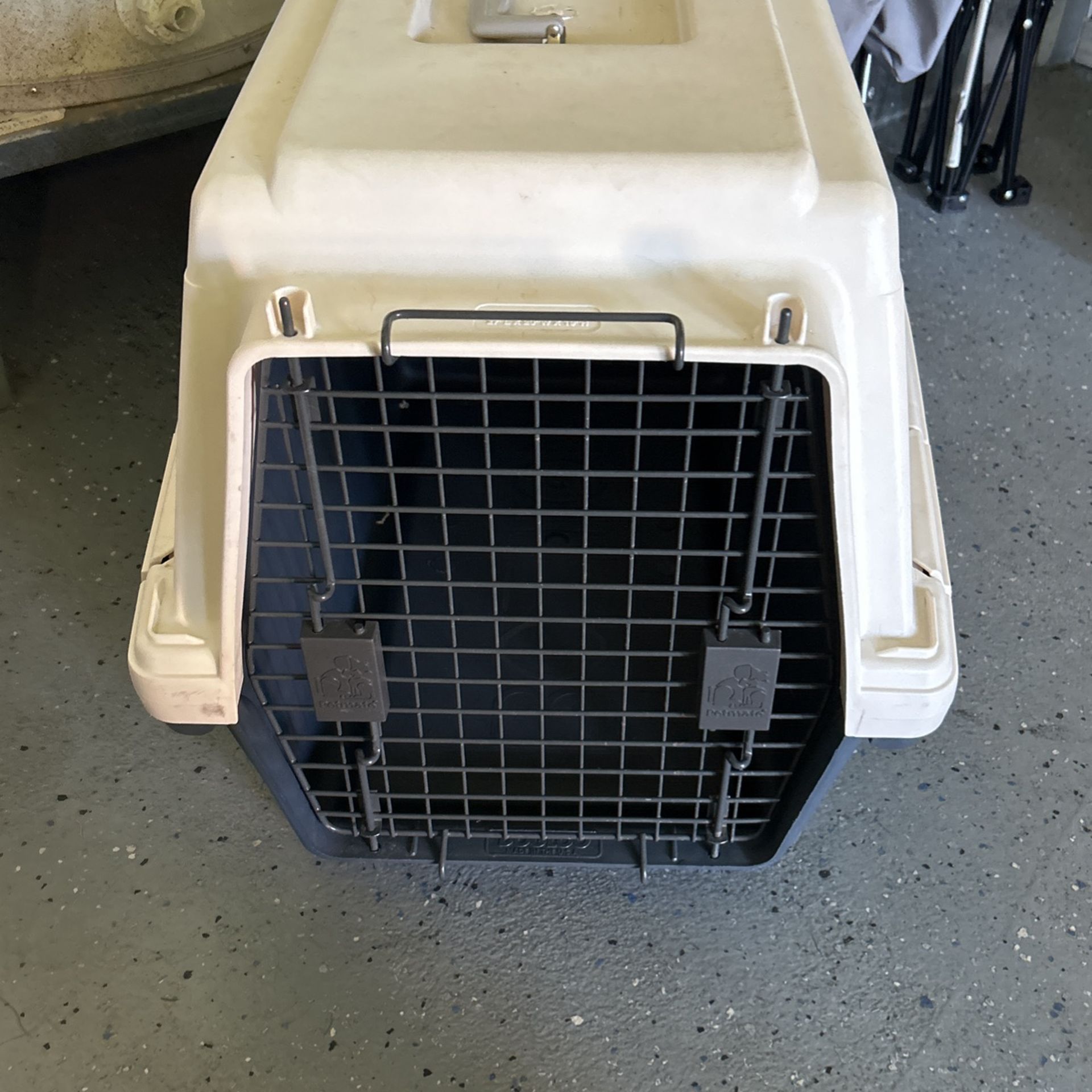 Medium Dog Kennel