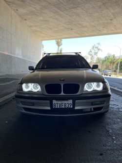 2000 BMW 323i