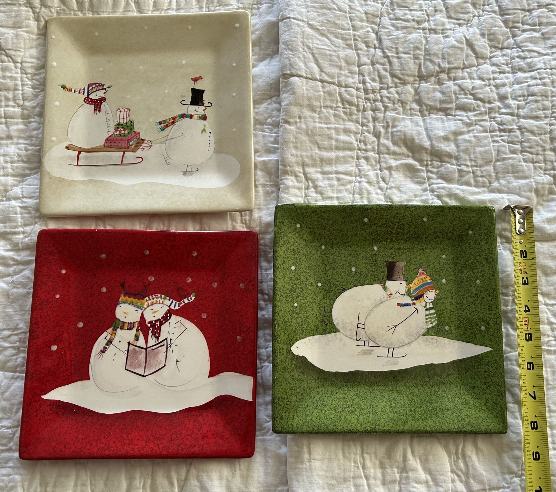 Set Of 3 New Unused Oneida Snowmates Square Christmas Plates