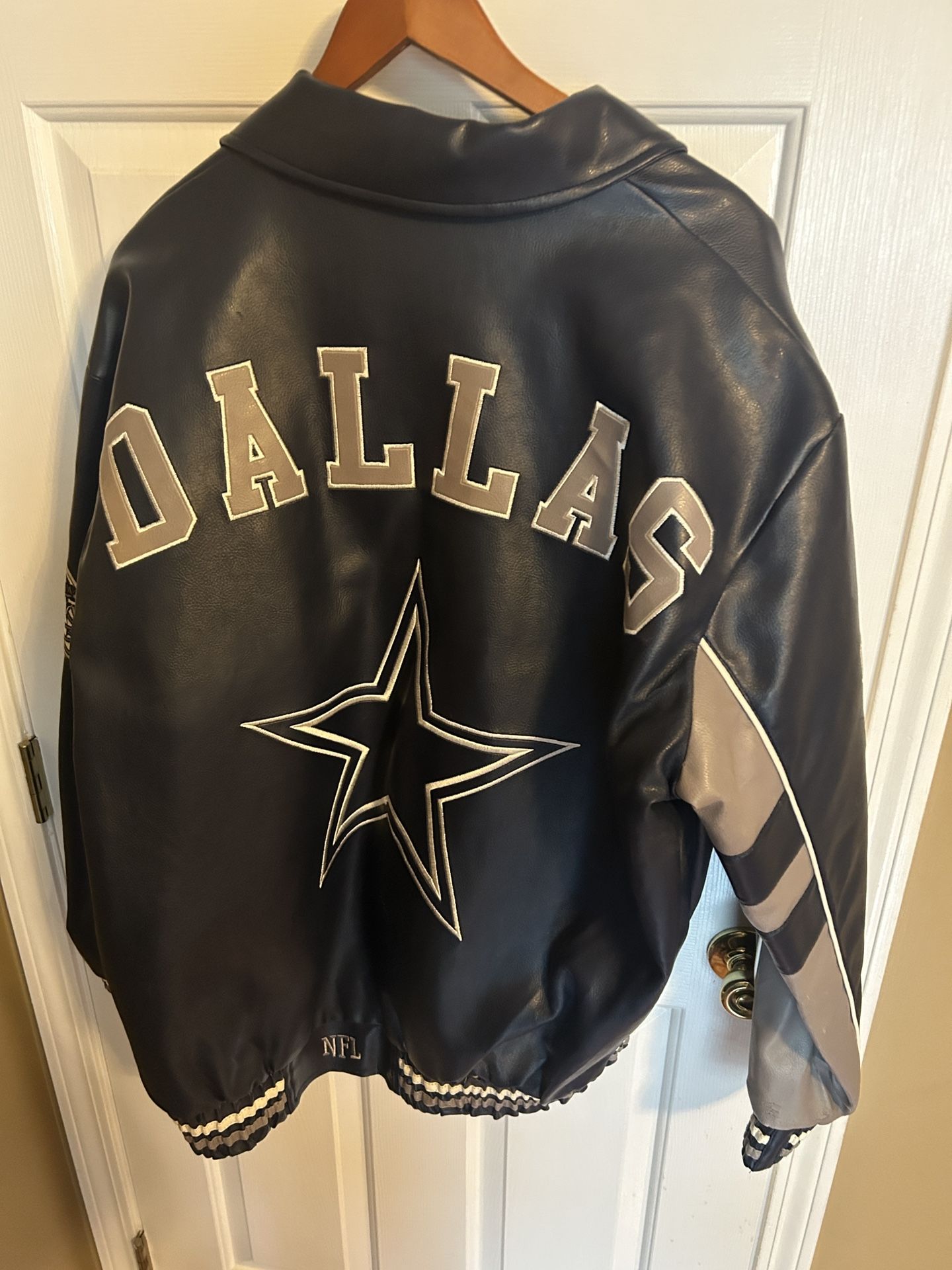 2000s Vintage Dallas Cowboys Leather Jacket