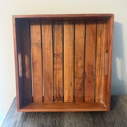 Wooden serving tray with handles