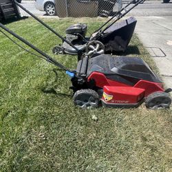 Toro Eletric Stripe Mower w/ Bag