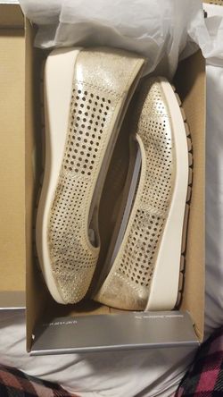 New Women's size 9W 9 wide width gold wedges casual slip-on shoes by cloudwalkers