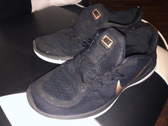 Women Size 8 Nike Shoes