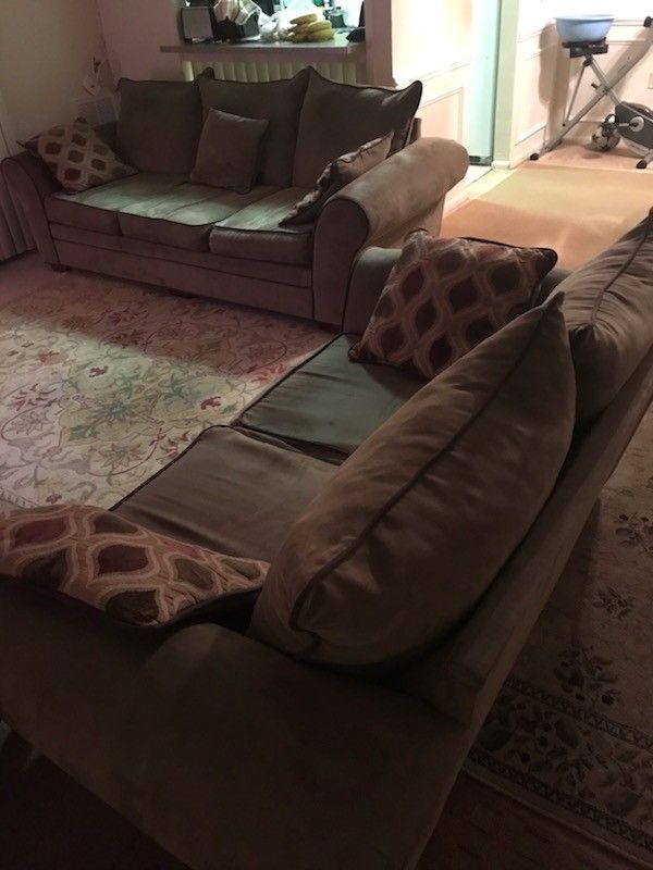 Very nice sofas for sale