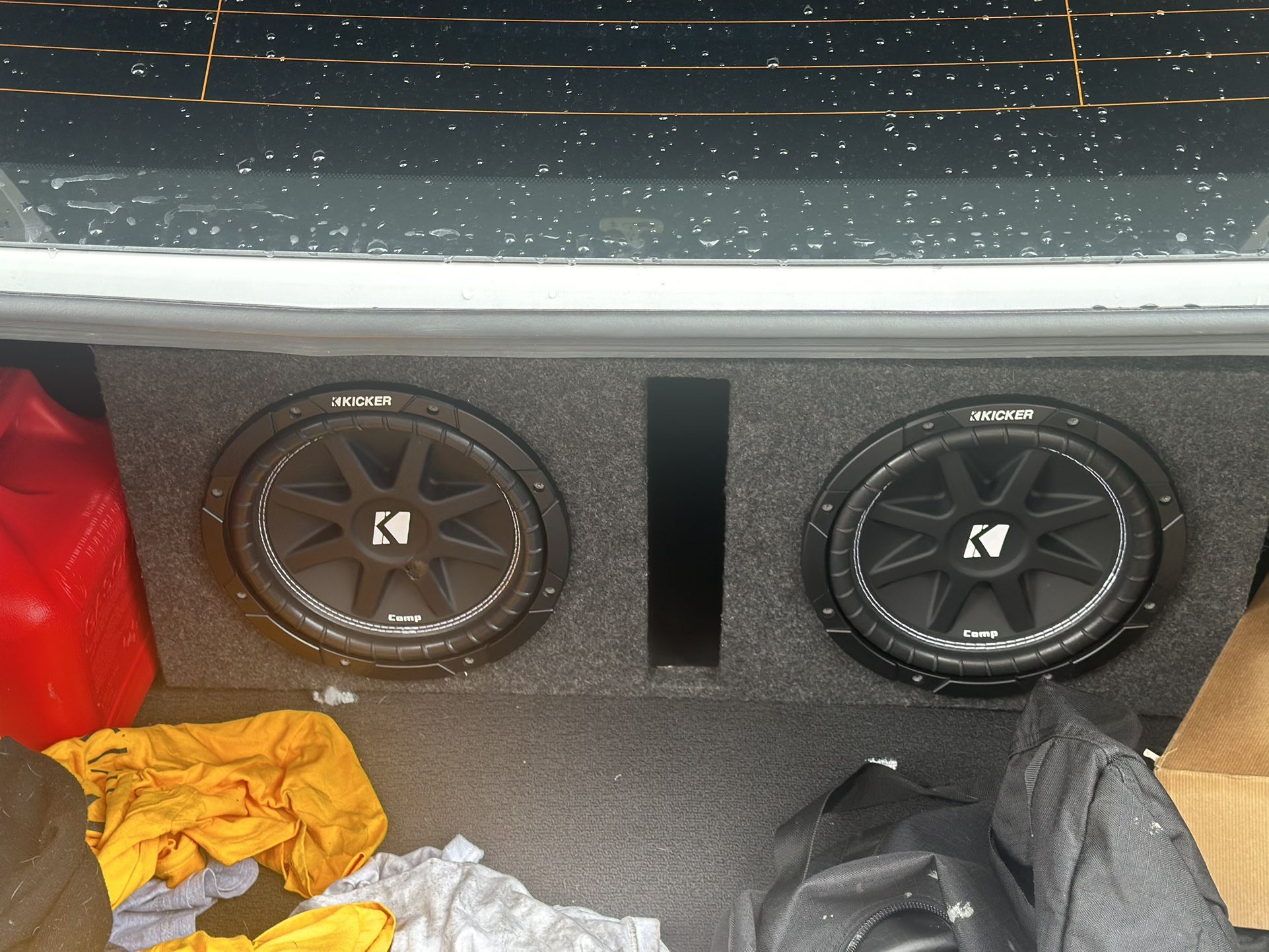 2 Kicker Comp Ported Box/w AMP $500