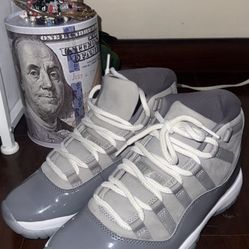 Jordan 11 Cool Grey Size 7.5 $100
