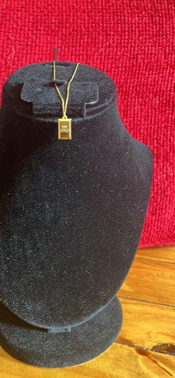18 K Solid Puré Gold Charm Pendant Neackleas