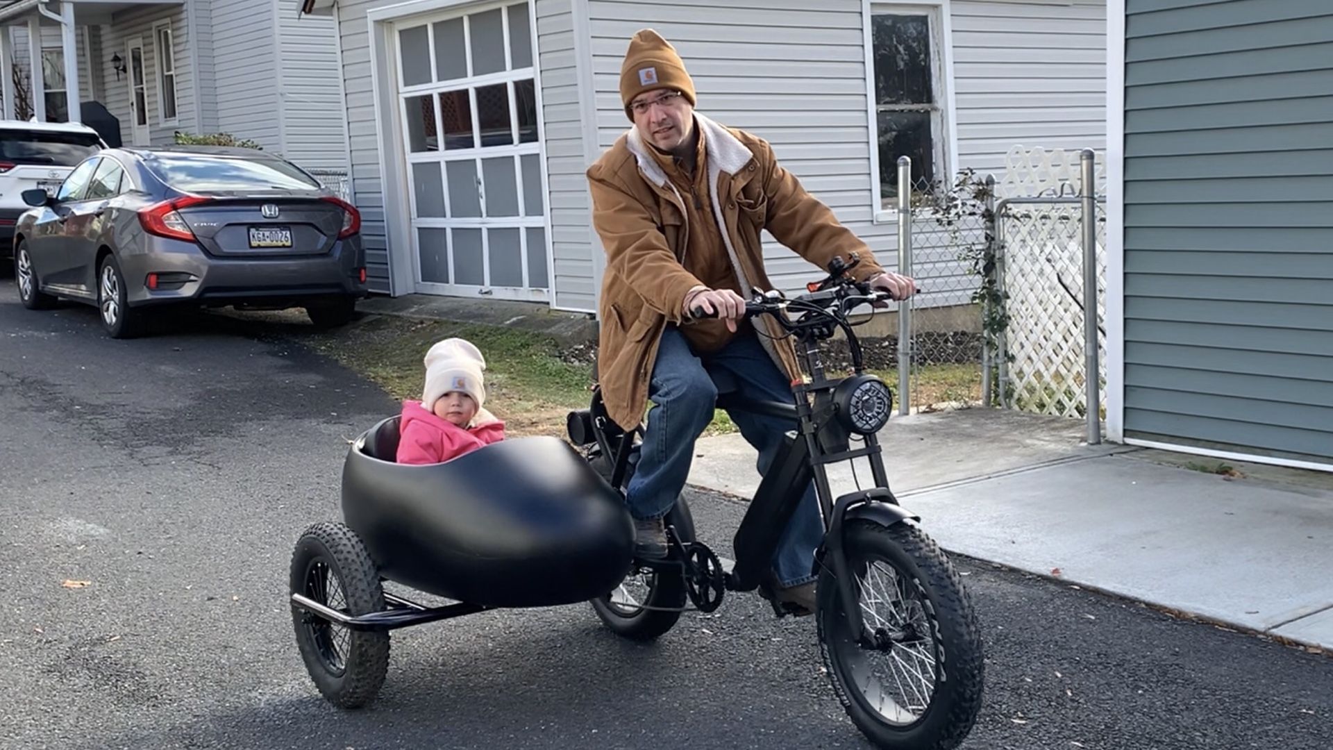 E-bike and sidecar