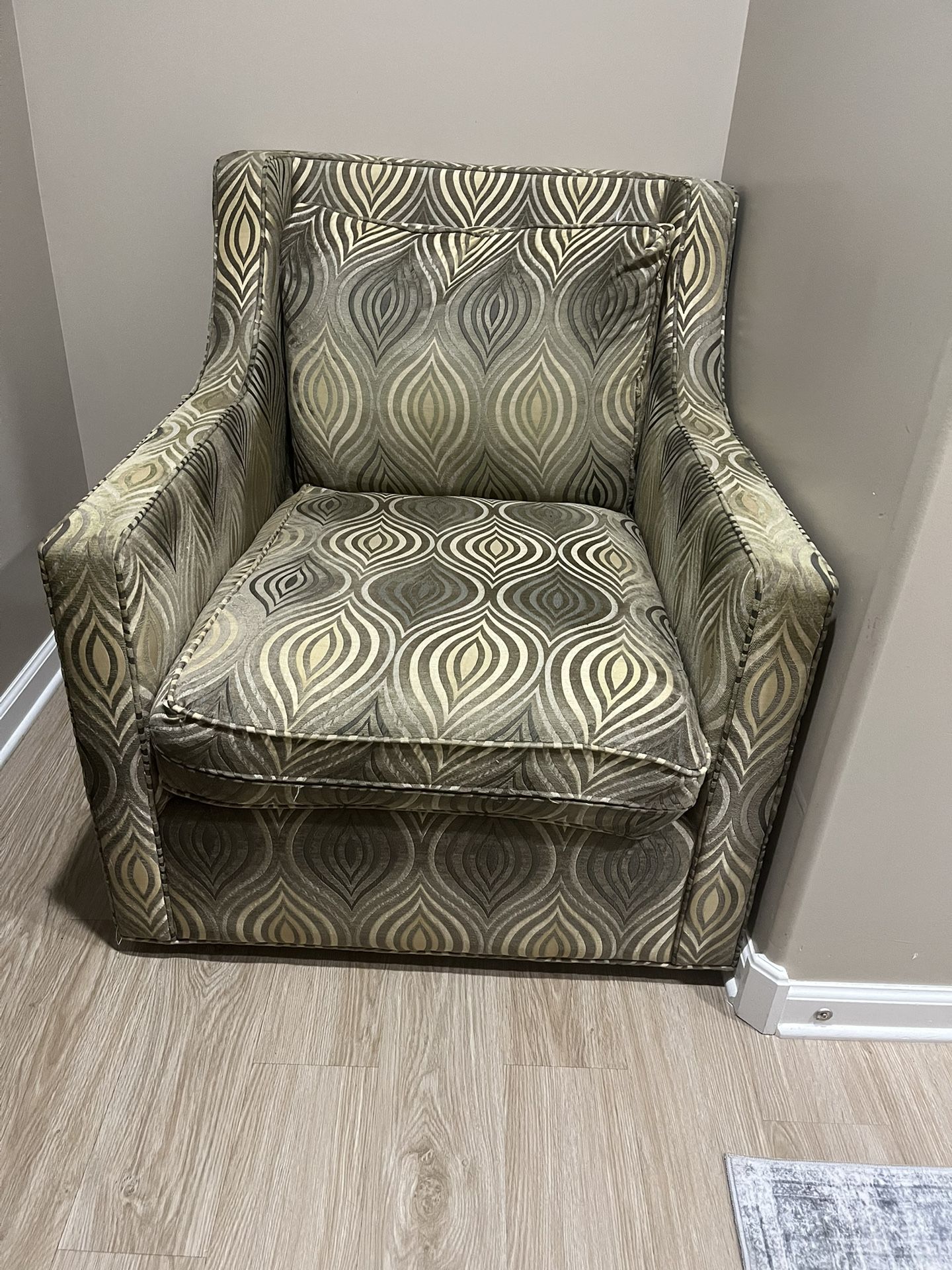 Oversized Swivel Chair