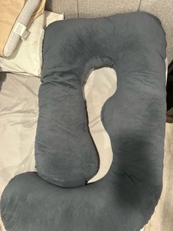 Pregnancy pillow