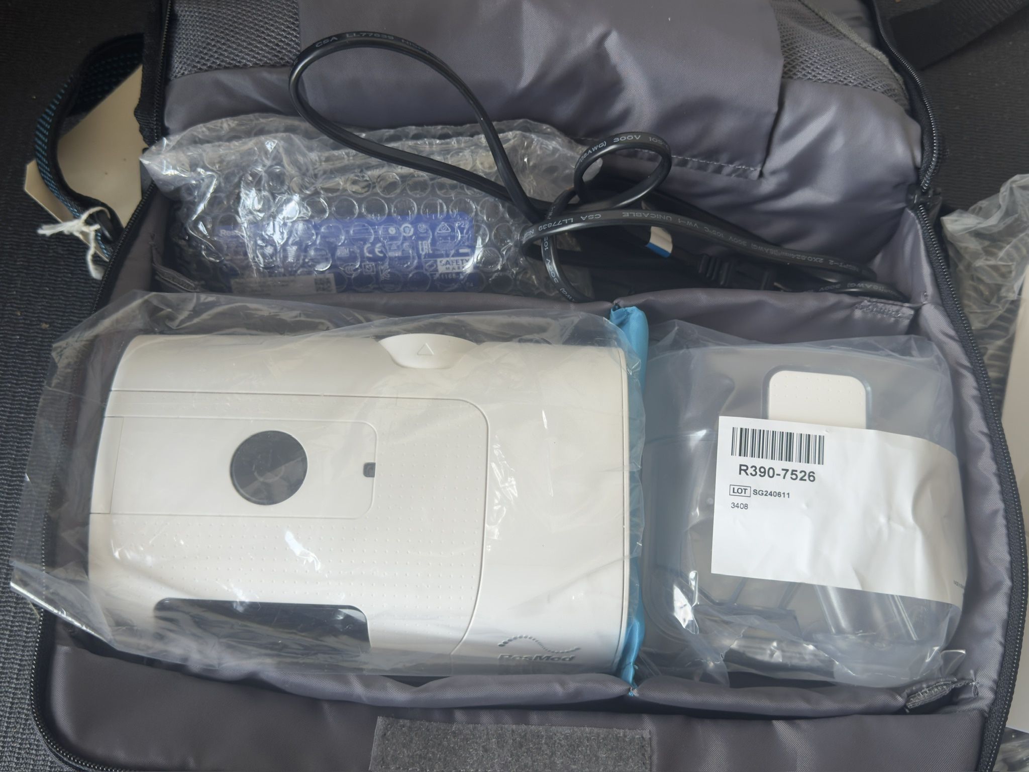 Resmed Air Curve 11 Like New With Supplies