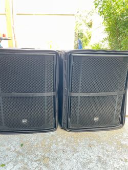 2 RCF SUB 705-AS II Active Subwoofer