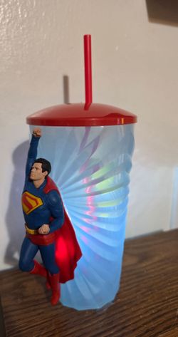 SUPERMAN (2025 Movie) Light Up Grippr Cup