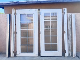 Fiberglass Smooth White Inswing Hinged French Patio Door 10-Lite GBG with Hinges, Frames & Aluminum Thresholds