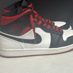 air jordan 1 mid gym red black