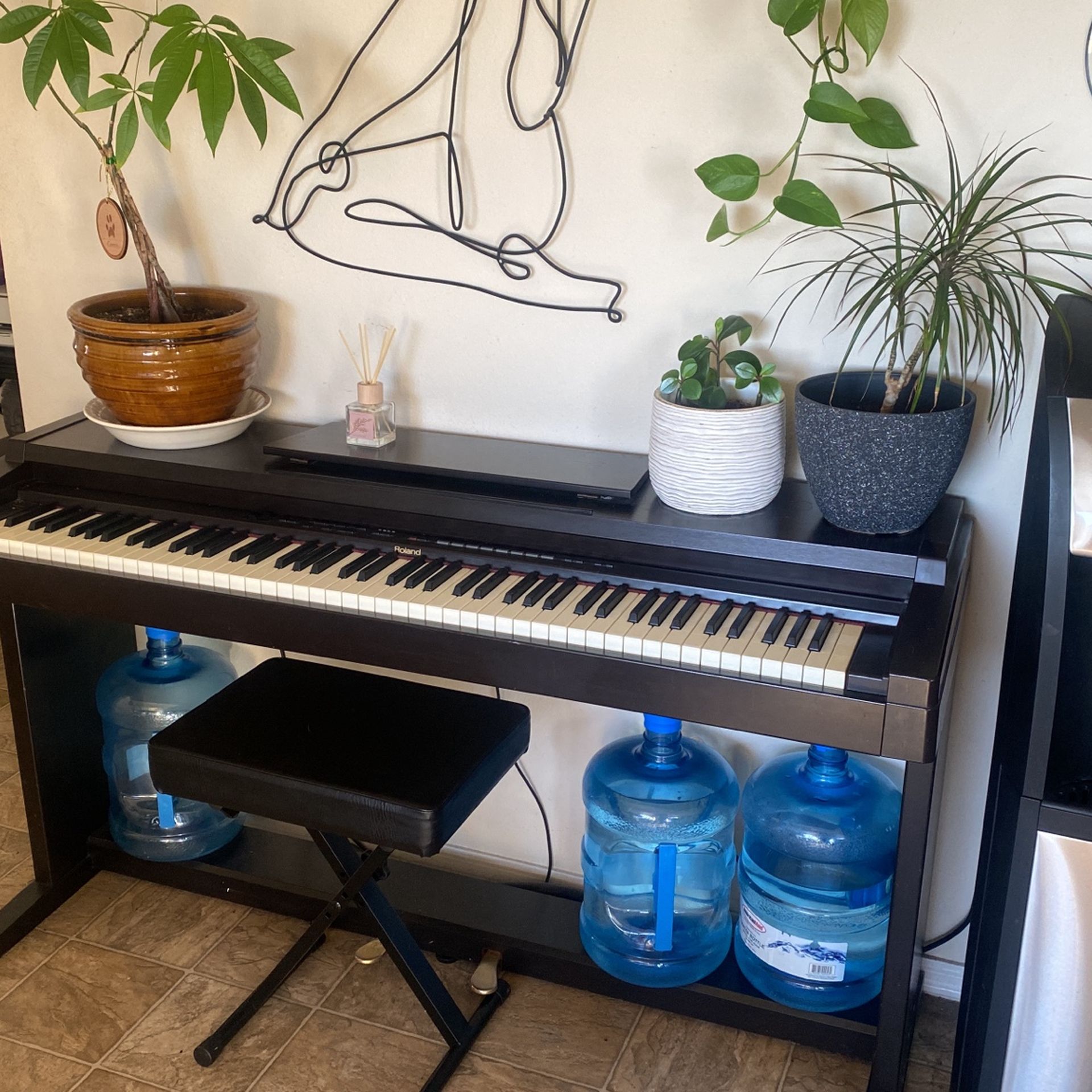 Roland HP130 Digital Piano