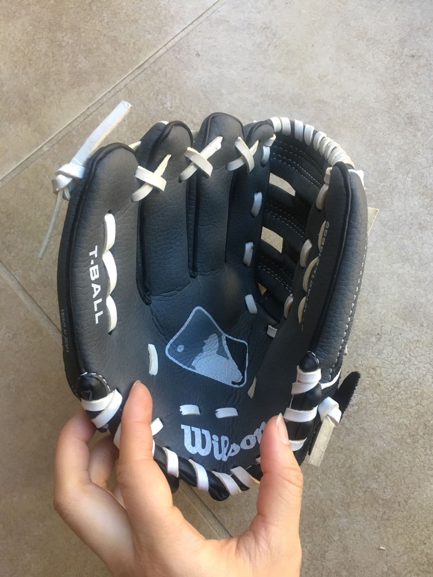 Brand new Wilson T-ball baseball glove