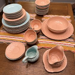Vintage Franciscan Coronado Dish Set (42 pcs: Coral & Blue)