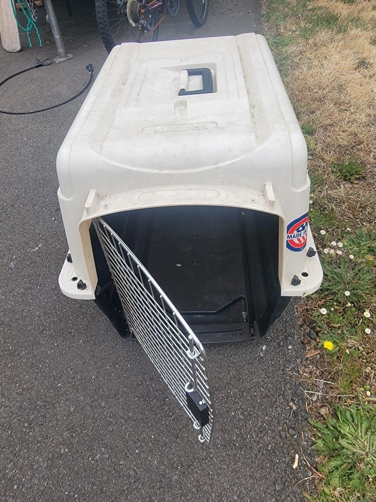 Mid/Large-Size Dog Kennel