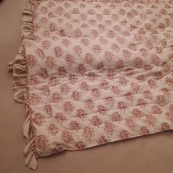 Beautiful  Bed Spread Decorated With Roses