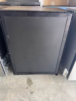 ULINE 24” Compact Fridge-Freezer