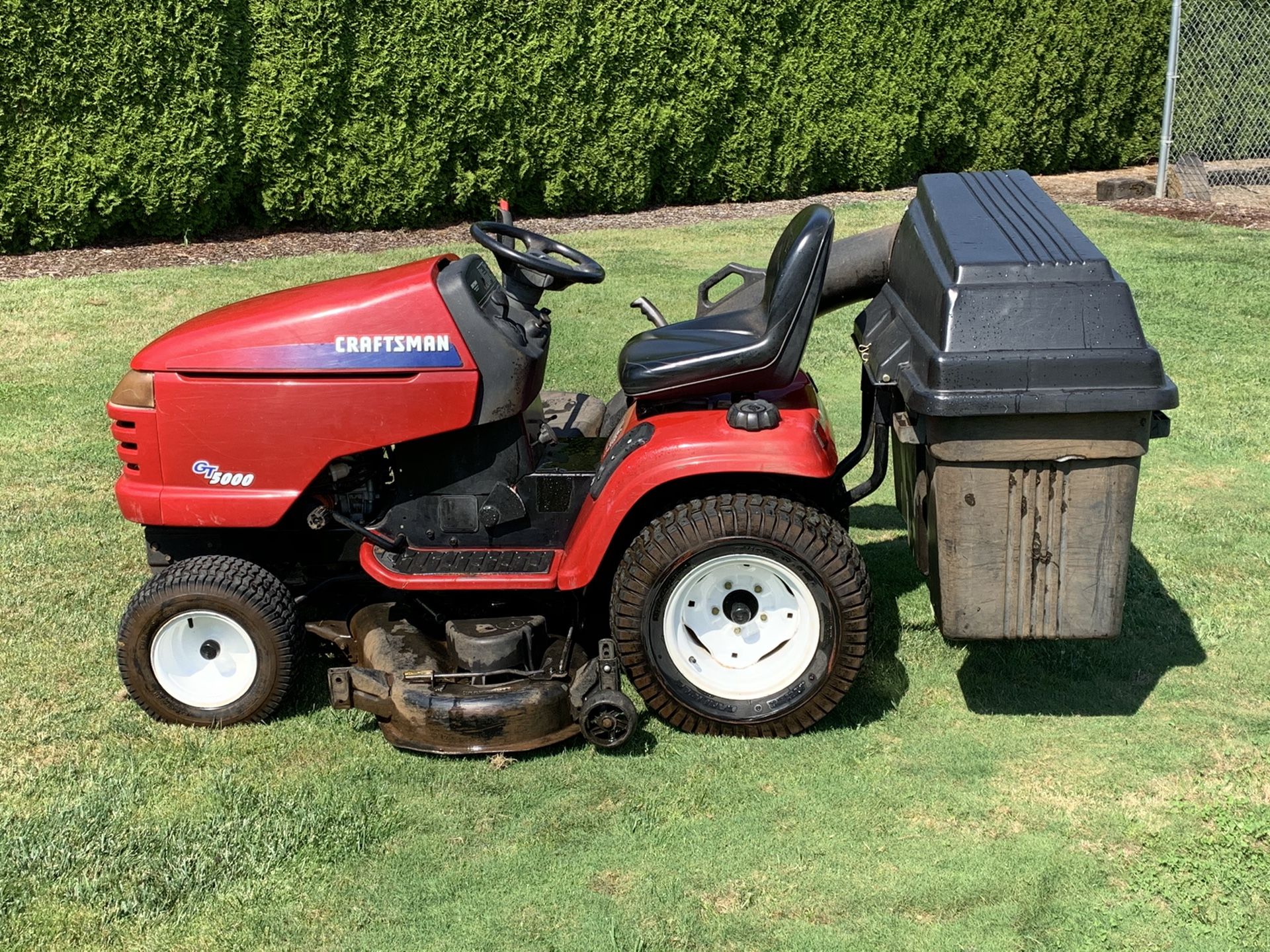 Craftsman GT5000 - 48” deck / 26 hp / bagging system