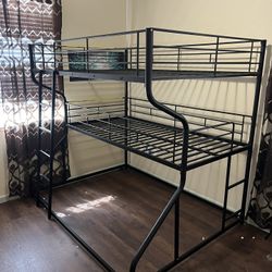 3 Layer Bunk bed